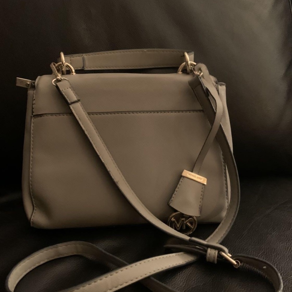MICHAEL KORS CROSSBODY - Picture 2 of 4